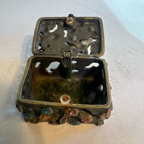 Trinket Box w/Rabbit & Jewel’s - Picture 10 of 11